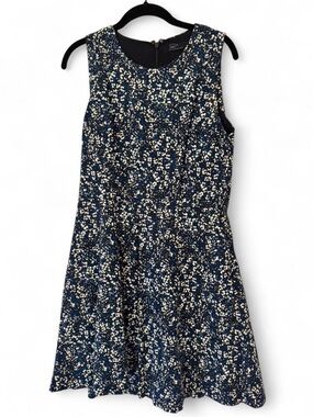 GAP Navy & White Floral Fit-and-Flare Dress
